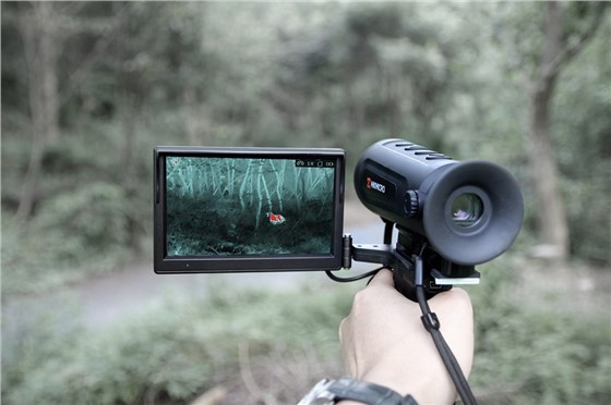 海康便携式户外观测热像仪